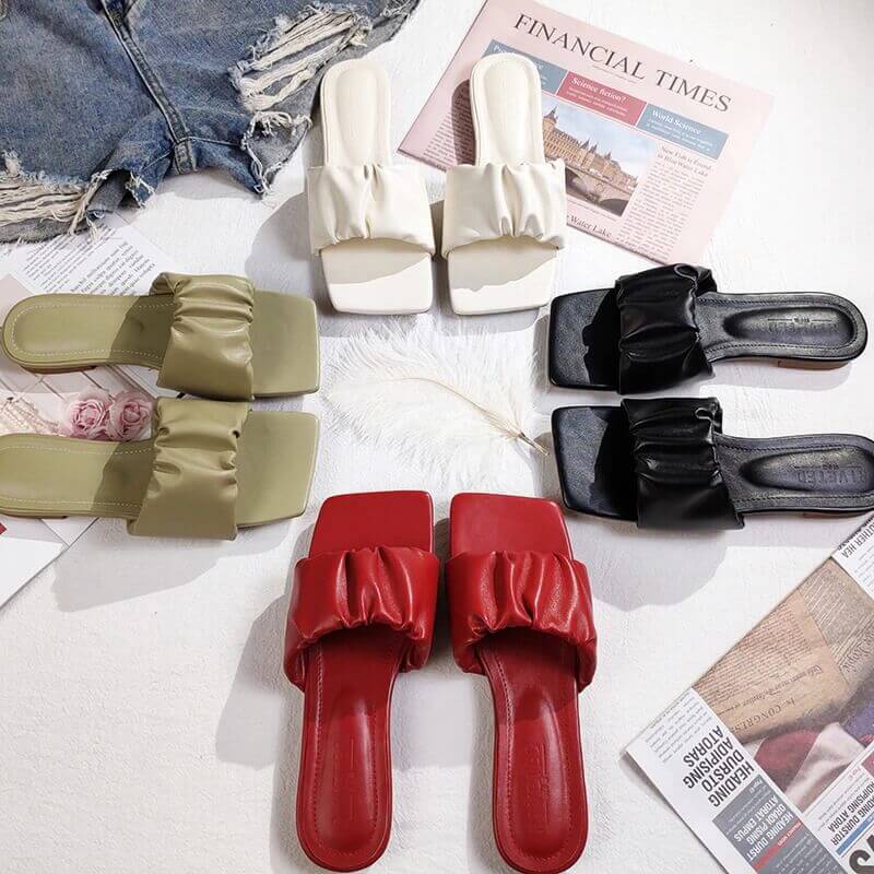 Summer new women's outdoor flat slippers Roma style PU red black white large size sandals fashion you rubber
