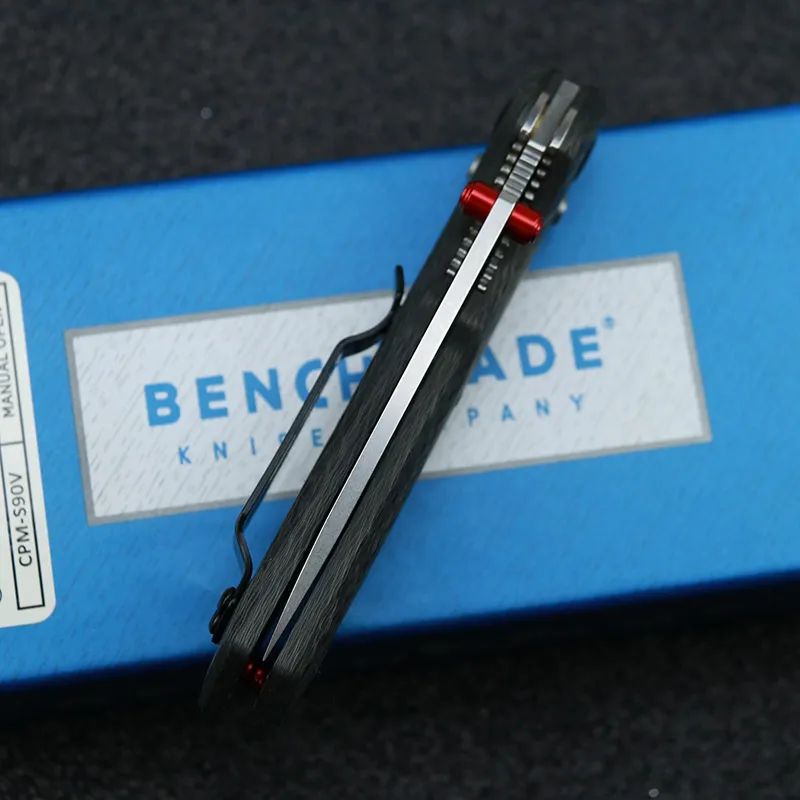 Benchmade BM565-1 Mini Freek: Premium Carbon Fiber Edition