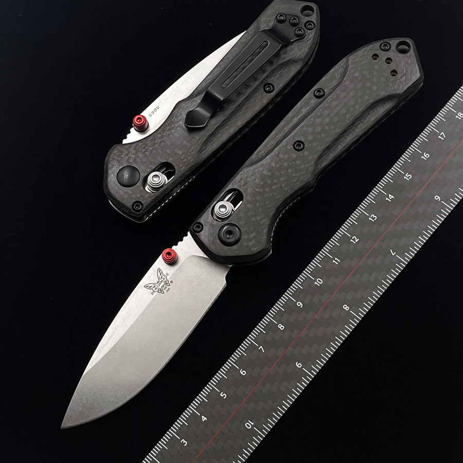 Benchmade Mini Freek 565-1 Folding Knife – 3.00" CPM-S90V Satin Blade – Carbon Fiber Handle with True Red Accents