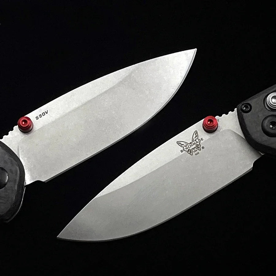 Benchmade Mini Freek 565-1 Folding Knife – 3.00" CPM-S90V Satin Blade – Carbon Fiber Handle with True Red Accents