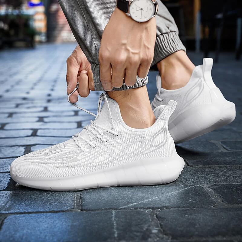 Mens Running Shoes Original Luxury Men Sports Shoes Light Breathable Men Shoes Comfortable Outdoor Non-slip Men Sneakers Zapatos