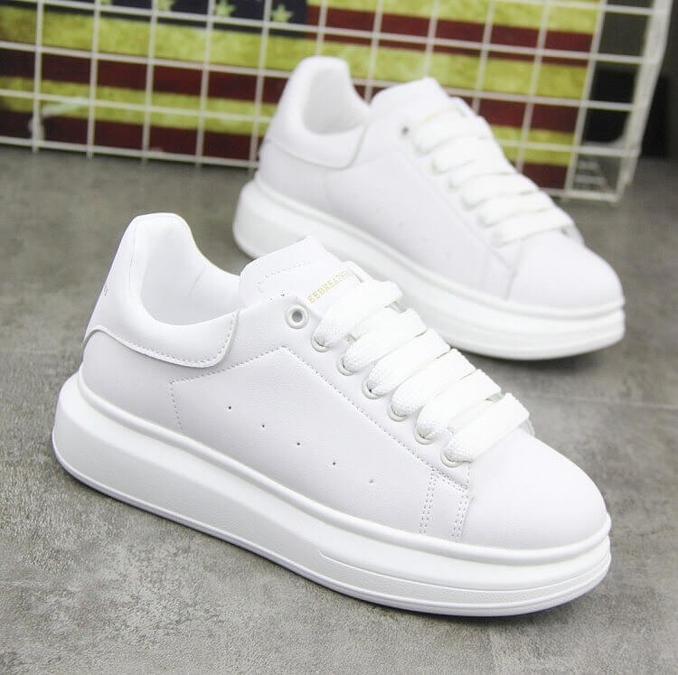 Male Women's skate new chic flat sandals Shoes streetwear women 2019 for girls White Shoes. Fashionable Leisure